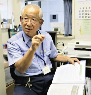 「あらゆることに対応できるように資料を準備しています」