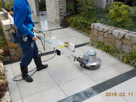 機械洗浄（ポリッシャー洗浄）