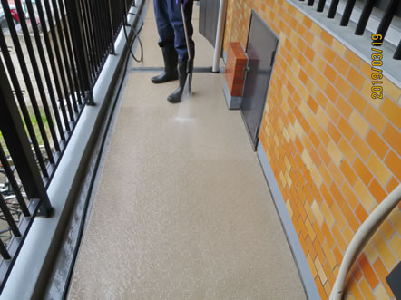 機械洗浄（高圧洗浄）